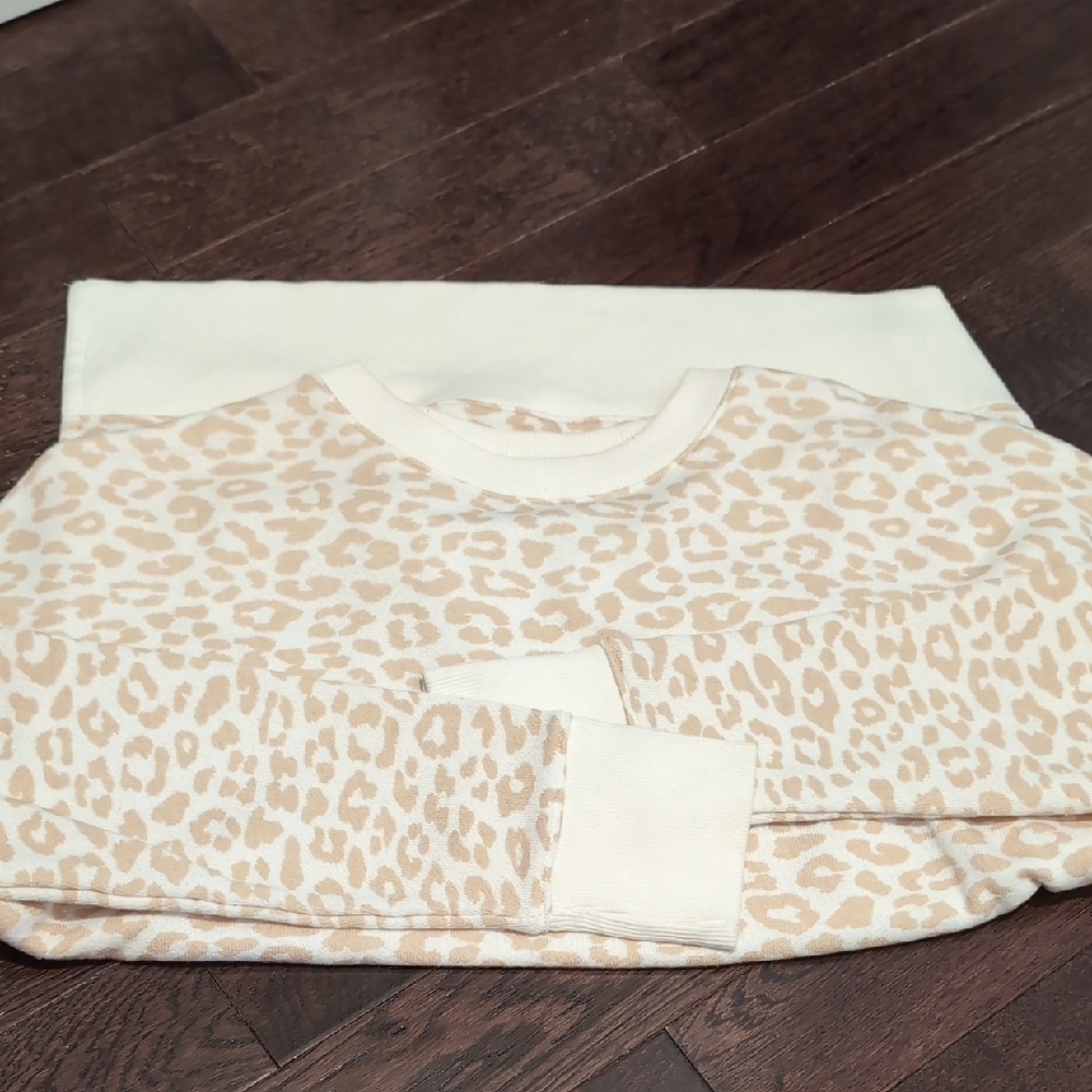 EUC Leopard Print Sweatshirt